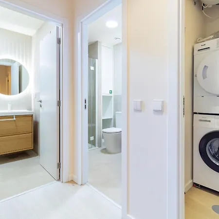 Coastal 2br Near Metro With Ac By Lovelystay Matosinhos (Porto)