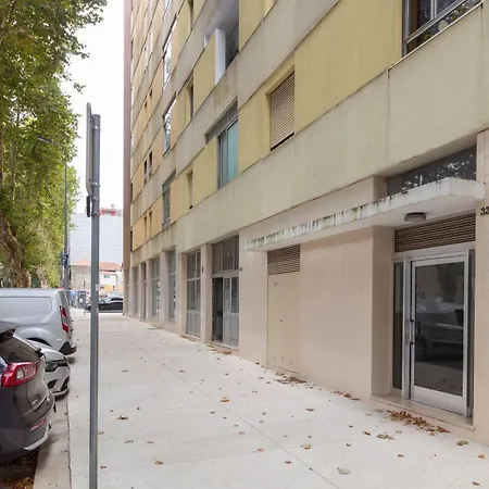 Apartamento Coastal 2br Near Metro With Ac By Lovelystay